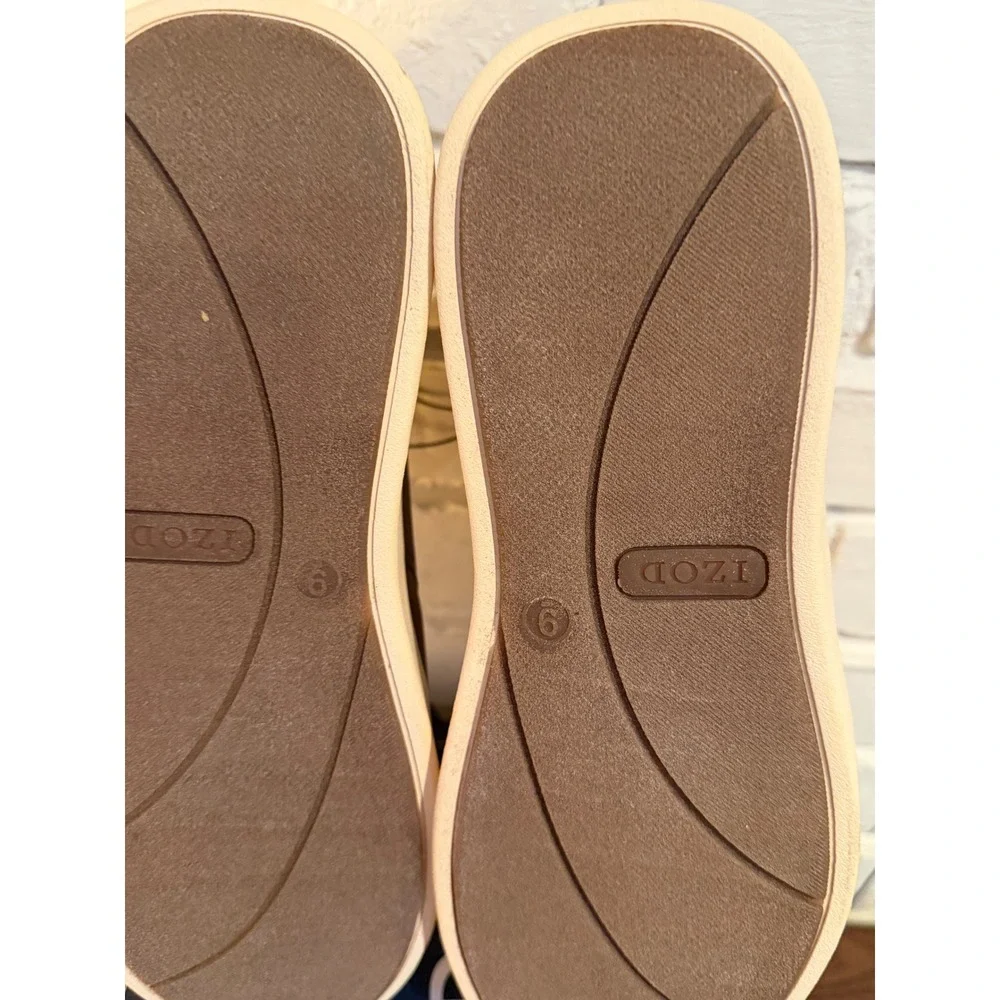 NWT IZOD Palmer Mens Brown Chukka Boots Memory Foam Sneaker Boots 9M Preppy Fall
